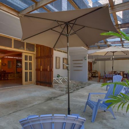 Bayshore Bijou Suites Maya Beach Extérieur photo