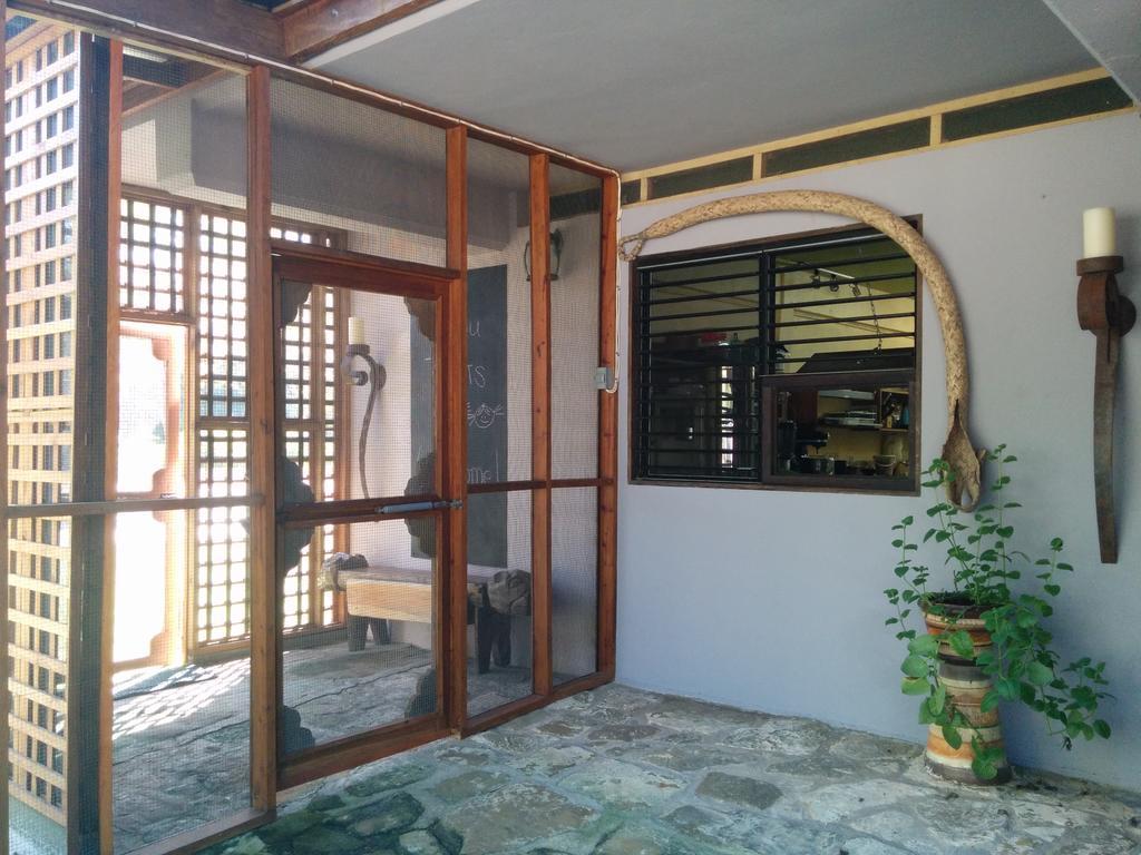Bayshore Bijou Suites Maya Beach Extérieur photo
