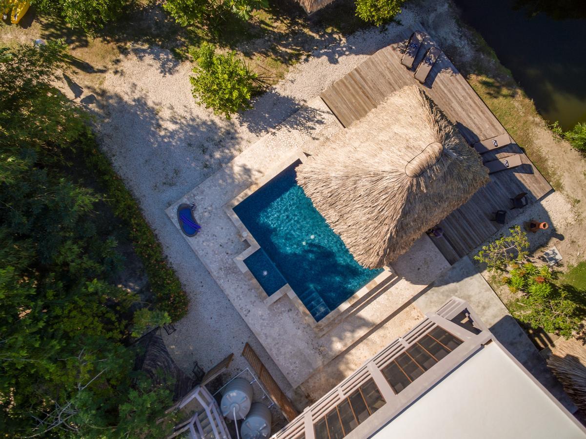 Bayshore Bijou Suites Maya Beach Extérieur photo