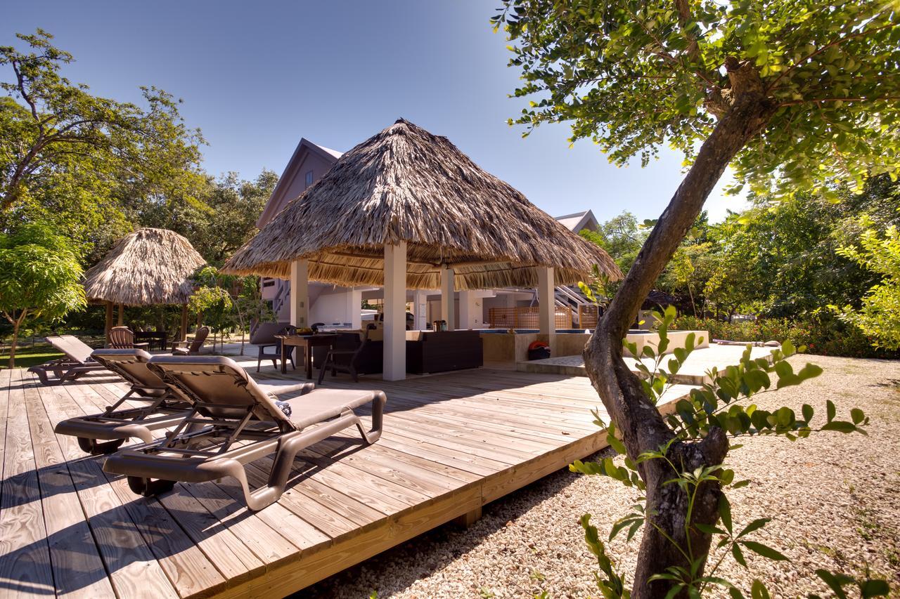 Bayshore Bijou Suites Maya Beach Extérieur photo