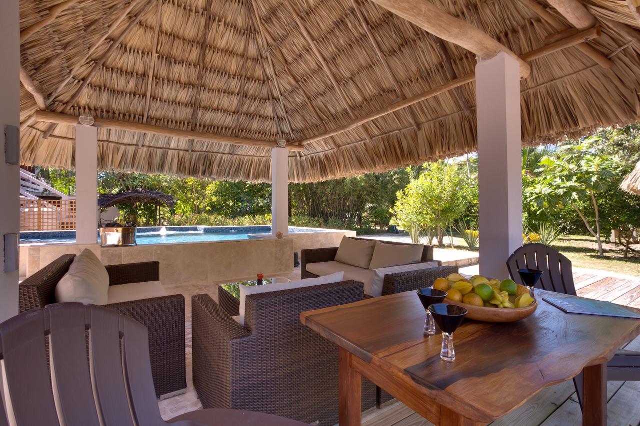 Bayshore Bijou Suites Maya Beach Extérieur photo