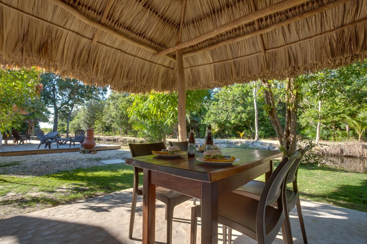 Bayshore Bijou Suites Maya Beach Extérieur photo